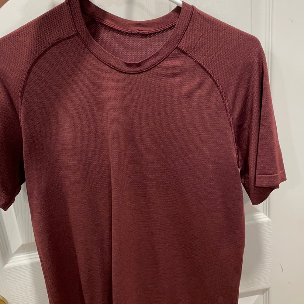 Lululemon metal vent Small
